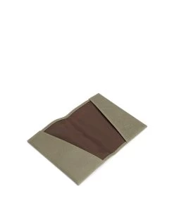 VOYAGE Vegan Passport Holder - Vintage -Fashion Clothing Store FW20 SVG Voyage Sage 4