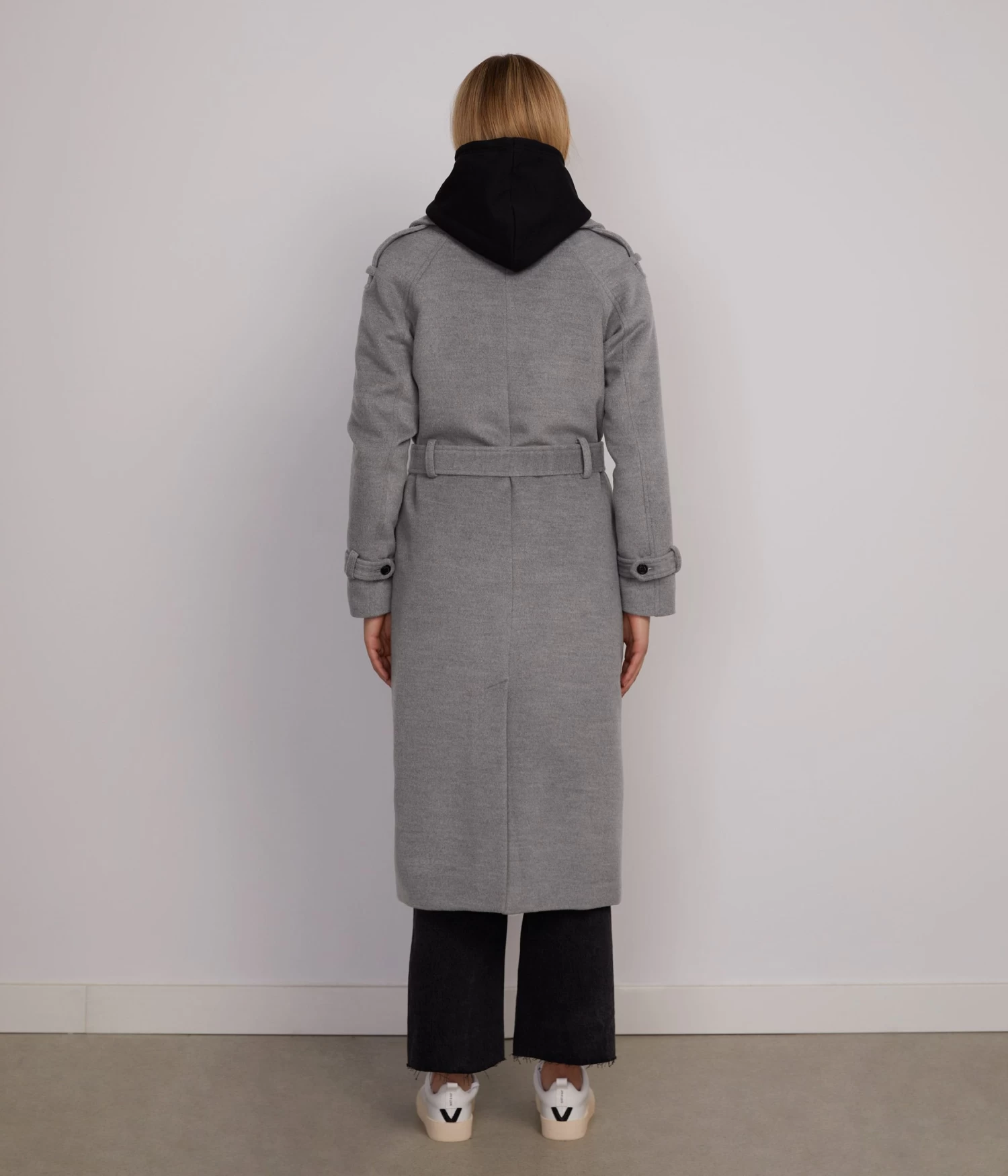 VIVI Women's Long Coat 5 VIVI Women's Long Coat - Image 4