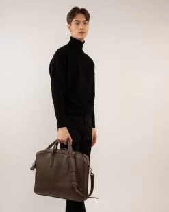 ELON Vegan Briefcase - Dwell -Fashion Clothing Store FW22 Dwell Elon chestnut 2 1