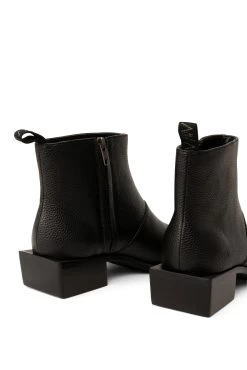 OTIS Men's Vegan Boots -Fashion Clothing Store FW22 shoes otis black 5