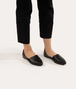 WESTMOUNT Women's Vegan Flats -Fashion Clothing Store FW22 shoes westmount black 2 2
