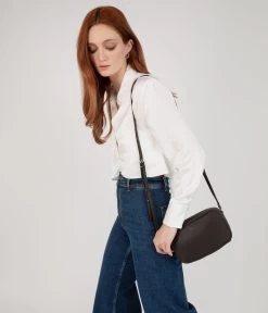 CAS Vegan Crossbody Bag - Sol -Fashion Clothing Store FW23 Sol Cas black 2 1