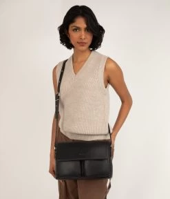 PEPI Vegan Crossbody Bag - Sol 36 PEPI Vegan Crossbody Bag - Sol -Fashion Clothing Store FW23 Sol Pepi espresso 2 1