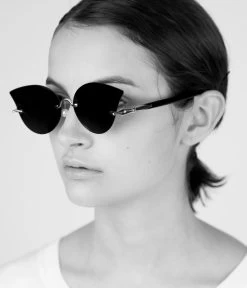 MAI Sunglasses -Fashion Clothing Store SS19 Sunglasses Mai Black 6