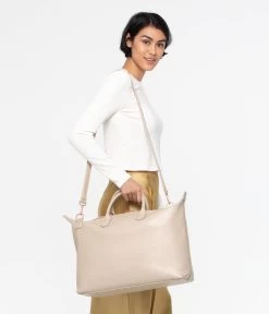 ABBILG Vegan Weekender Bag - Loom -Fashion Clothing Store SS20 Loom AbbiLg Black Rose Gold 3