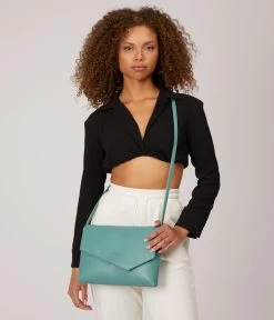 RIYA Vegan Clutch - Vintage -Fashion Clothing Store SS22 Vintage Riya oasis 2