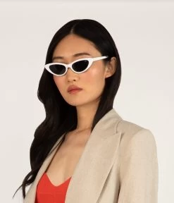 ELSA Cat-Eye Sunglasses 15 ELSA Cat-Eye Sunglasses -Fashion Clothing Store SS23 Sunglasses elsa white 2 2