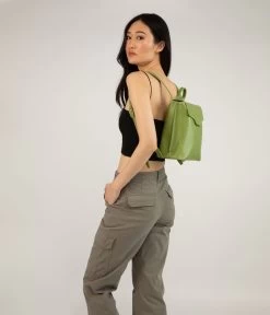 CHELLE Small Vegan Backpack - Vintage -Fashion Clothing Store SS23 Vintage Chelle frog 2 2